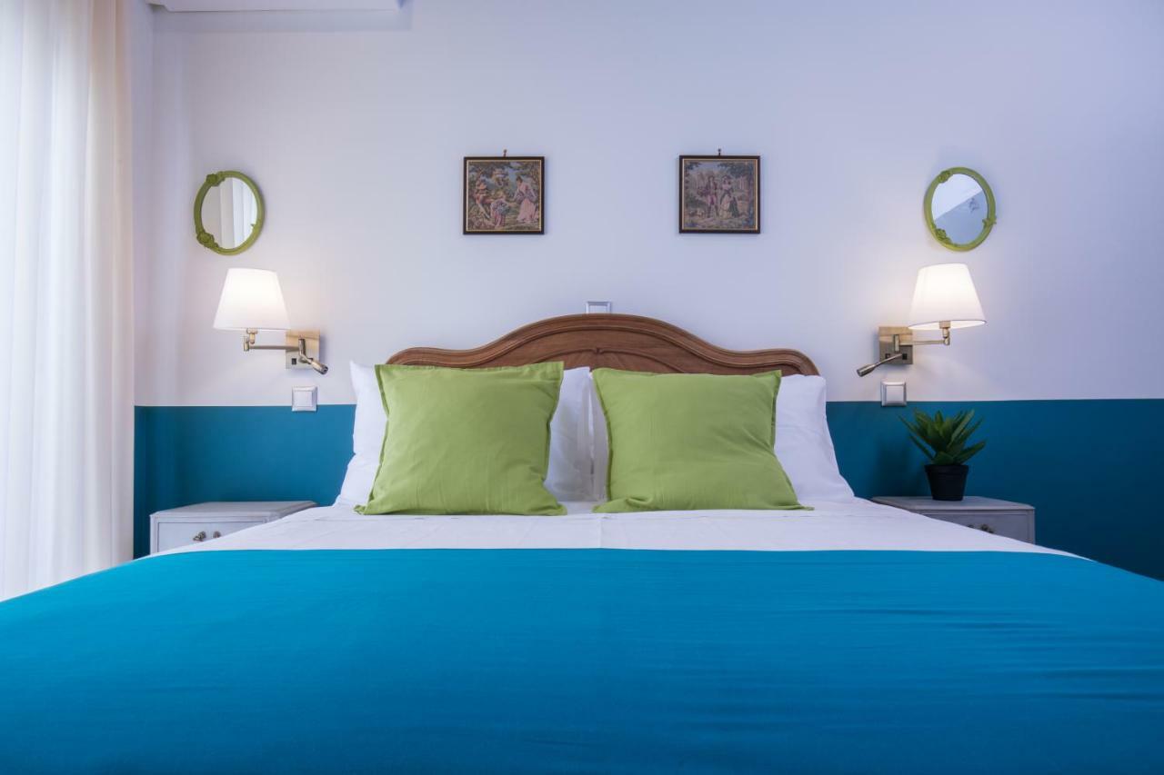 Rastoni Athens Suites Near Acropolis At Tsatsou Street 외부 사진